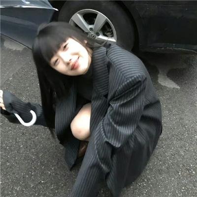 坡道上的红屋顶